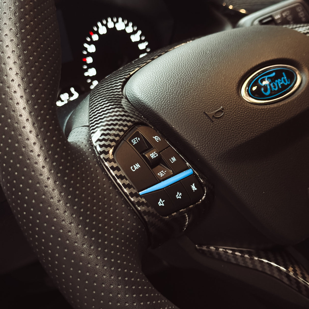 Steering wheel chrome trim set