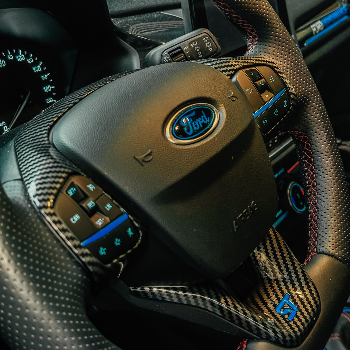 Steering wheel chrome trim set