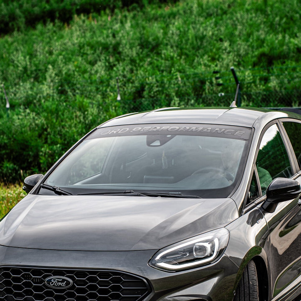 Sunstrip Ford Performance V1- Adesivo Parabrezza Sportivo per Fiesta Focus Puma