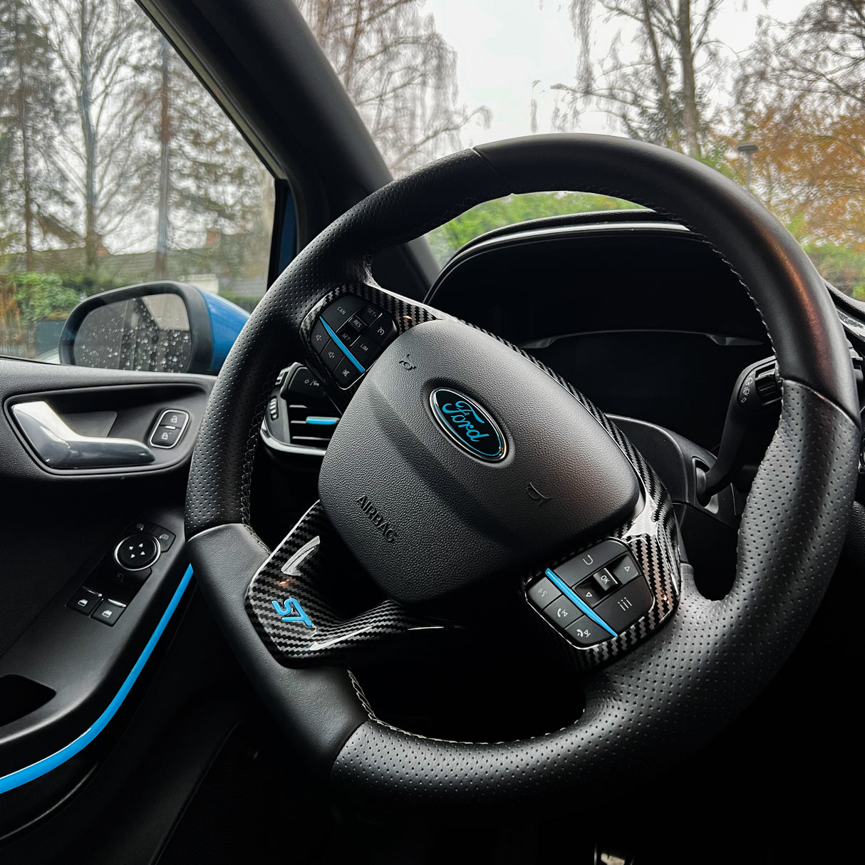 MK8 Fiesta - MK4 Focus Cover volante in carbonio