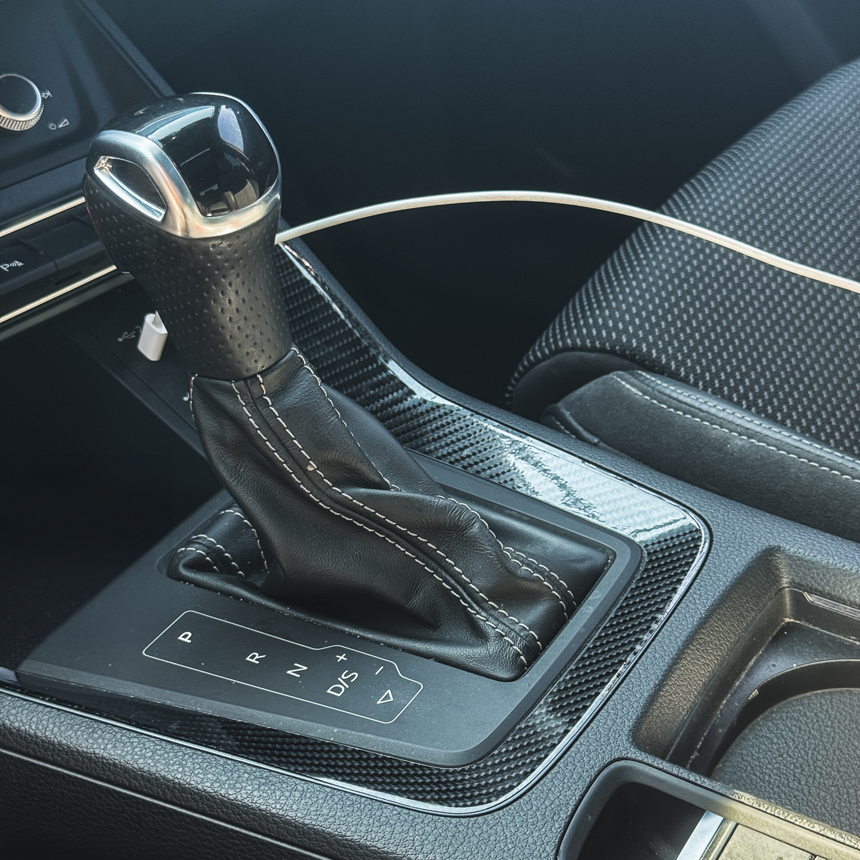 Copertura Interni Audi Q3 F3 (2019–2024) – Adesivo Vinile