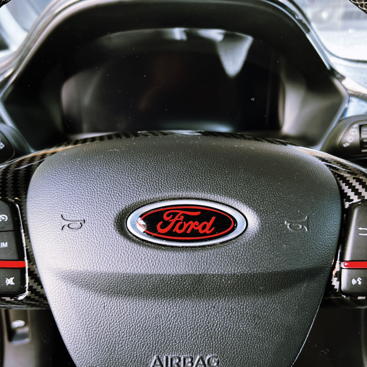 SOVRAPPOSIZIONI EMBLEMI FORD FIESTA MK7 PRE-FACELIFT