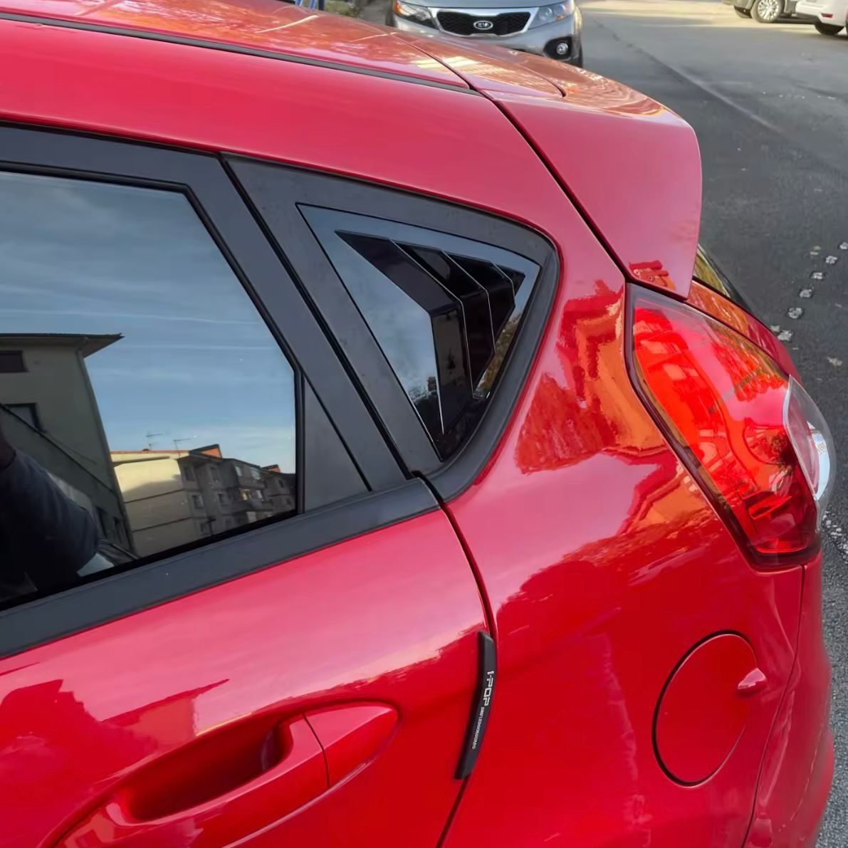 Cupola per finestrino posteriore MK7/.5 FIESTA 2009-2017 PREORDER