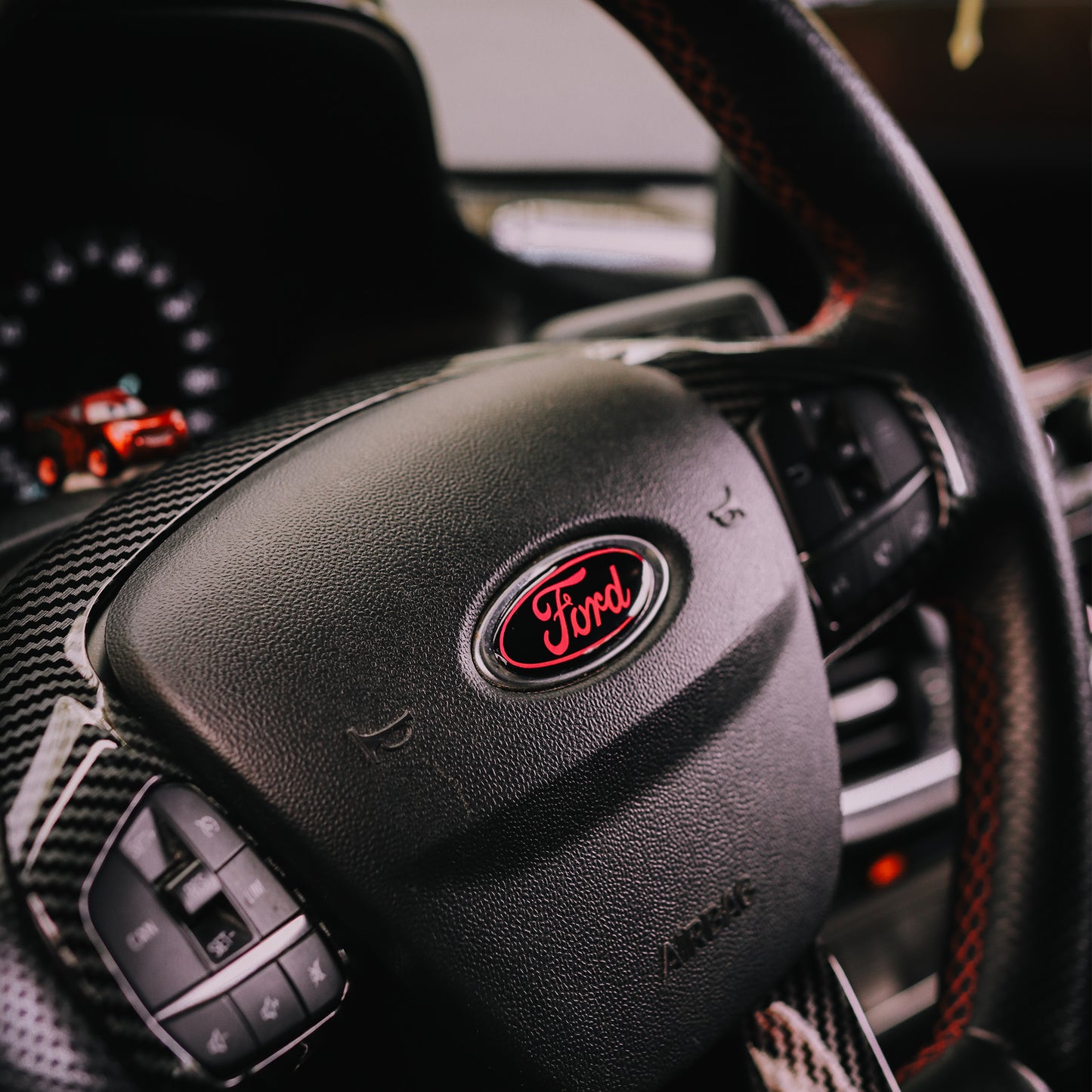 FORD-EMBLEM-OVERLAYS IN GEL