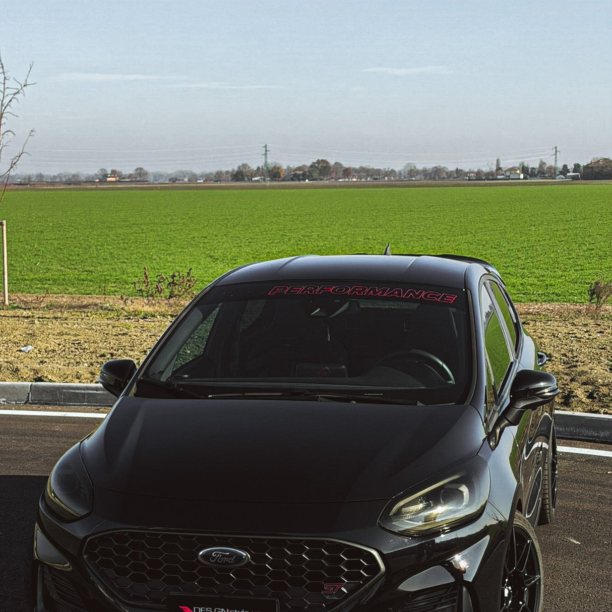 Sunstrip Ford Performance V2- Adesivo Parabrezza Sportivo per Fiesta Focus Puma