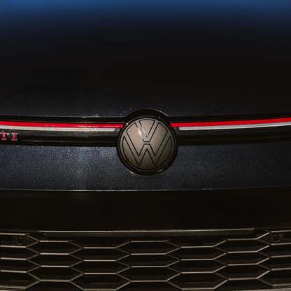 Frontale Logo Sticker voor VW Golf 8