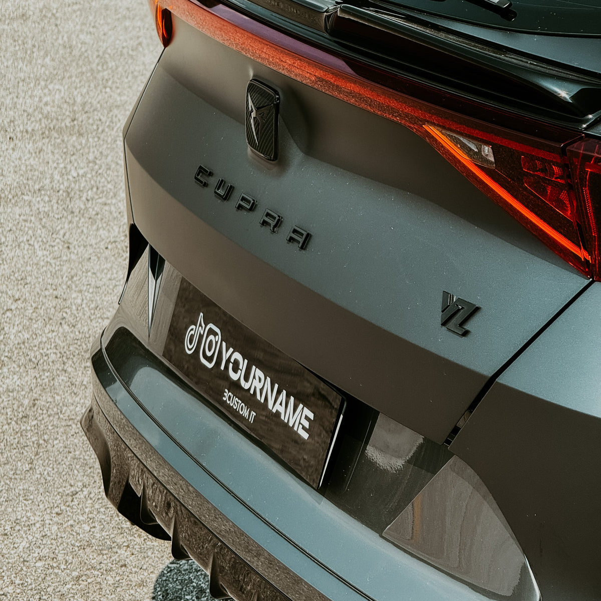 Gepersonaliseerde kentekenplaathouder van plexiglas – Rallyschild
